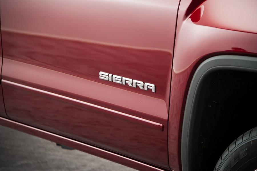  GMC Sierra SLT Crew Cab 2014 года  (фото 33 из 167)